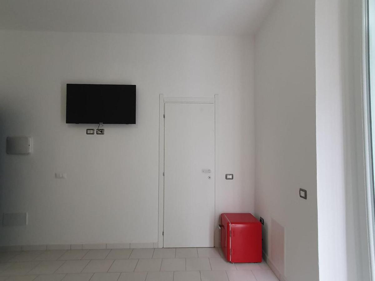 Affittacamere Casa Cynda Follonica Exterior foto