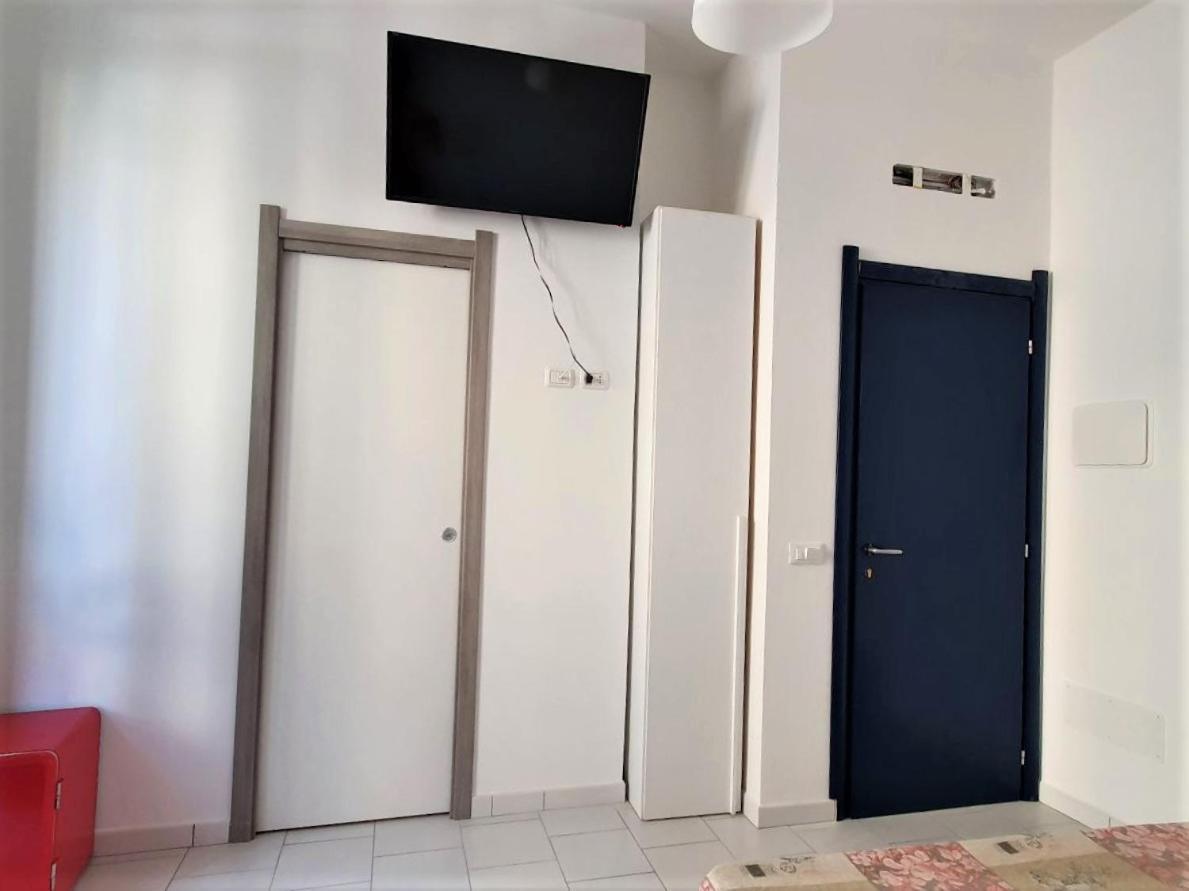 Affittacamere Casa Cynda Follonica Exterior foto